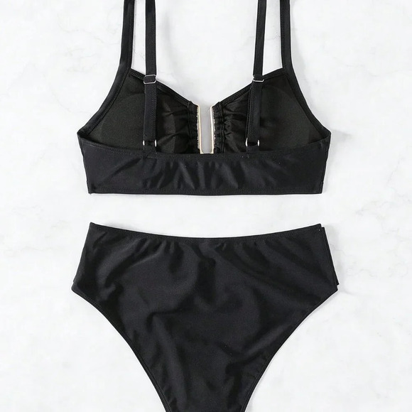 Black Women's Beach Two-Piece Bikini Set - Picture 4 of 8
